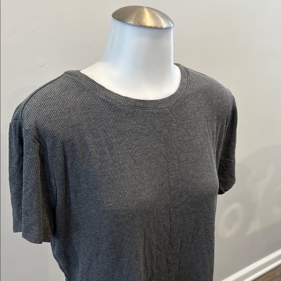 Nine West XL Soft Spun Charcoal Ribbed Gray Short Sleeve Tee - Picture 2 of 5